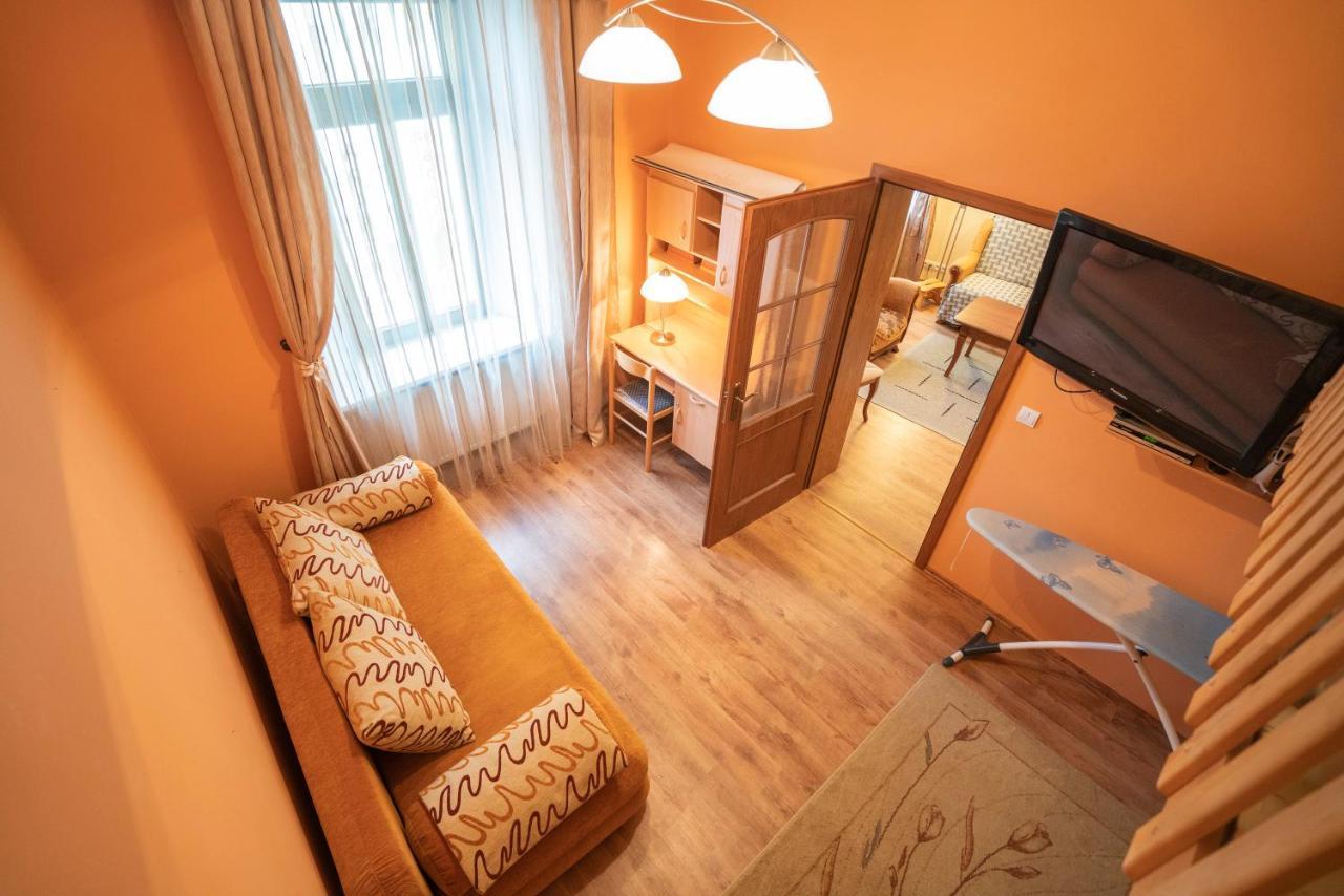 Apartment Ferdinand カルロヴィ・ヴァリ エクステリア 写真
