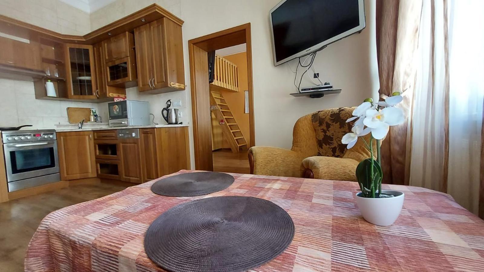 Apartment Ferdinand カルロヴィ・ヴァリ エクステリア 写真