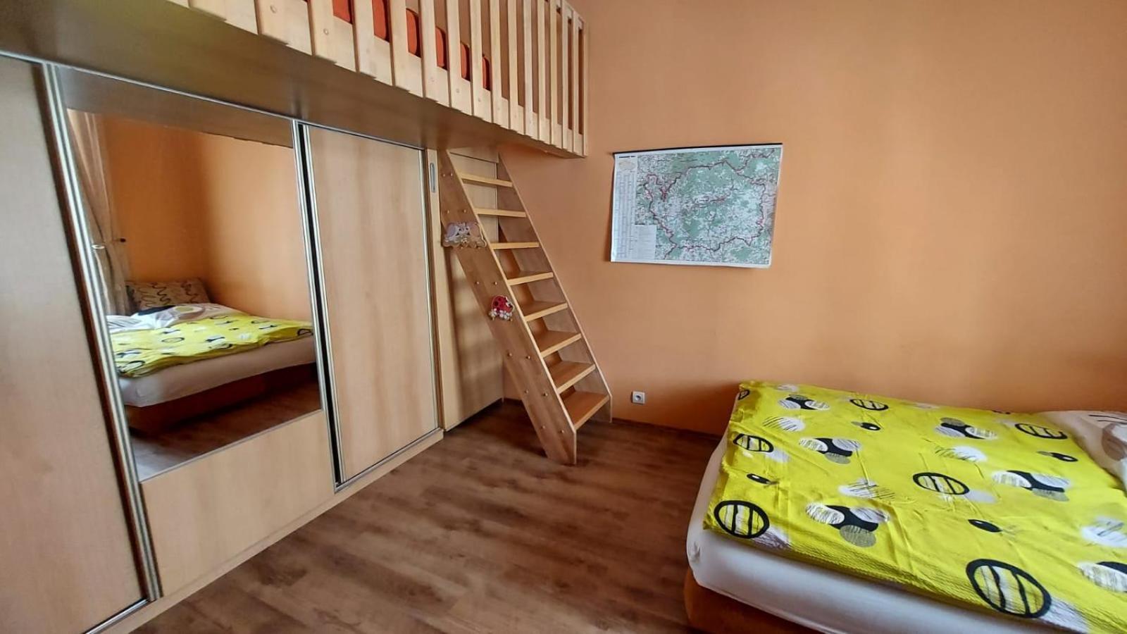 Apartment Ferdinand カルロヴィ・ヴァリ エクステリア 写真